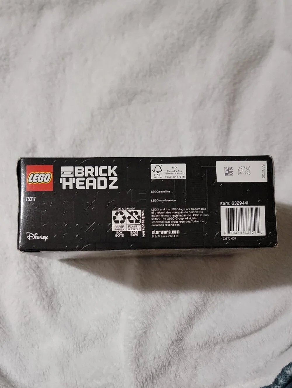 Lego brickheadz display